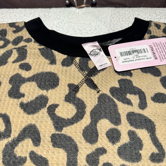 Leopard Camo Print Animal Print Drop shoulder oversized Shirt (1AB0015) - Picture 4 of 9